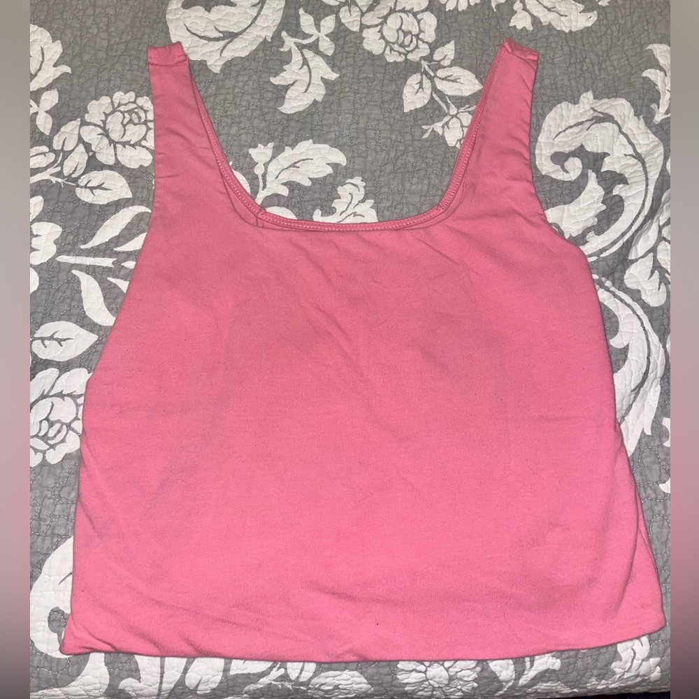 💞 Pink Cropped Top💞